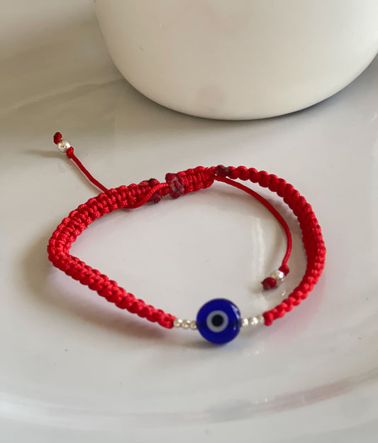 Ojo azul hilo