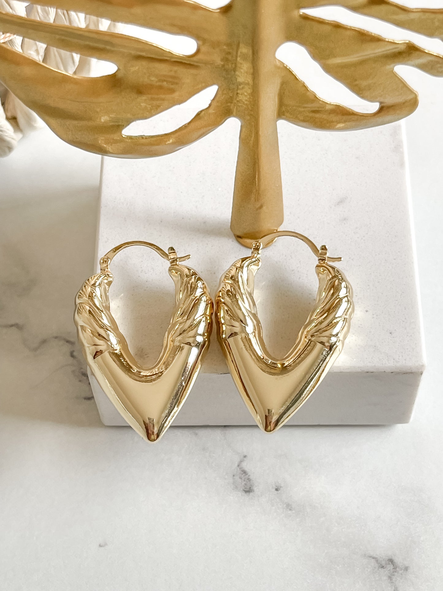 Aro corazón dorado