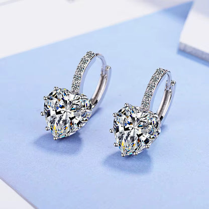 Aretes Love